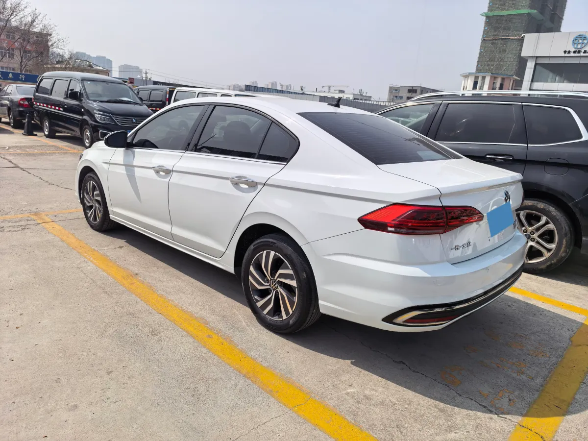 2023 Volkswagen Bora 1.2T 116HP L4 7DCT,autocango,china used car exporter,china ev exporter,chinese used car exporter,chinese used ev exporter