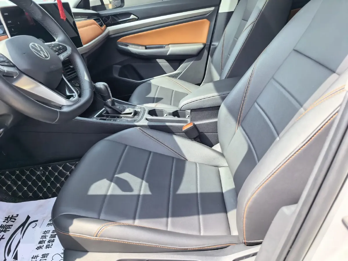 2023 Volkswagen Bora 1.2T 116HP L4 7DCT,autocango,china used car exporter,china ev exporter,chinese used car exporter,chinese used ev exporter