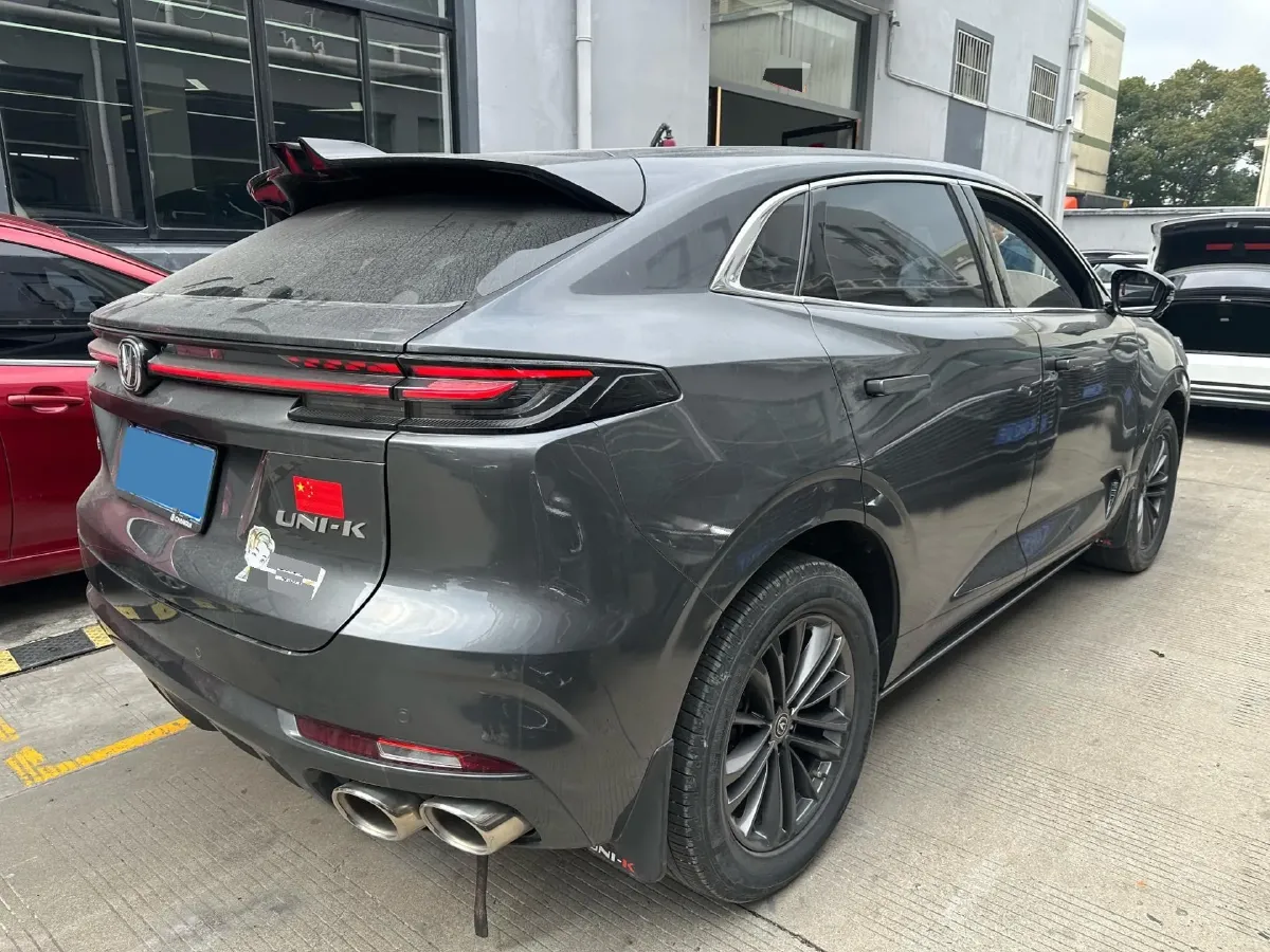 2021 ChangAn UNI-K 2.0T 233HP L4 8AT,autocango,china used car exporter,china ev exporter,chinese used car exporter,chinese used ev exporter