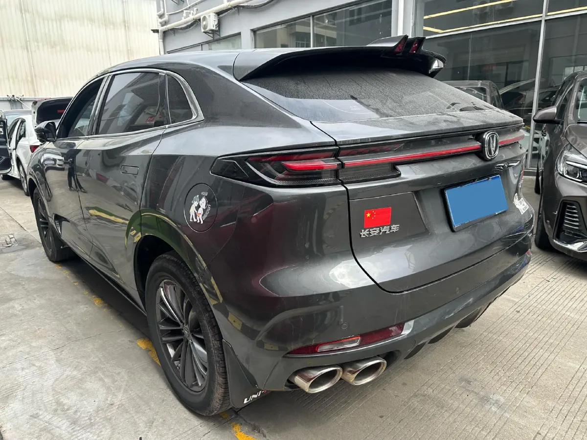 2021 ChangAn UNI-K 2.0T 233HP L4 8AT,autocango,china used car exporter,china ev exporter,chinese used car exporter,chinese used ev exporter