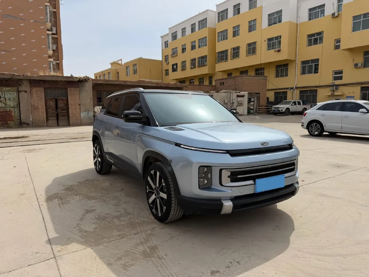 2023 Geely ICON 1.5T 181HP L4 7DCT,autocango,china used car exporter,china ev exporter,chinese used car exporter,chinese used ev exporter