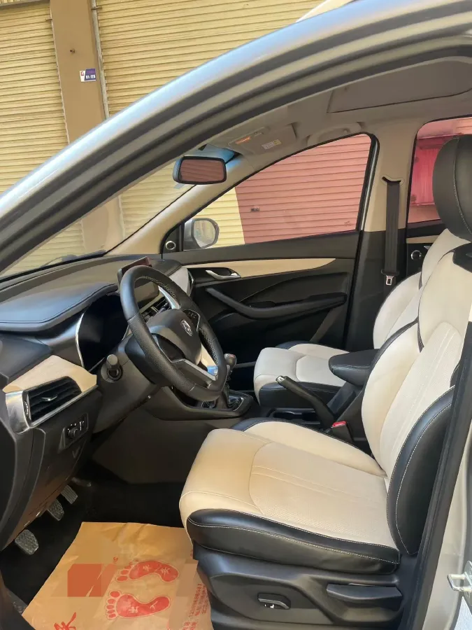 2018 BaoJun 360 1.5L 112HP L4 6MT,autocango,china used car exporter,china ev exporter,chinese used car exporter,chinese used ev exporter