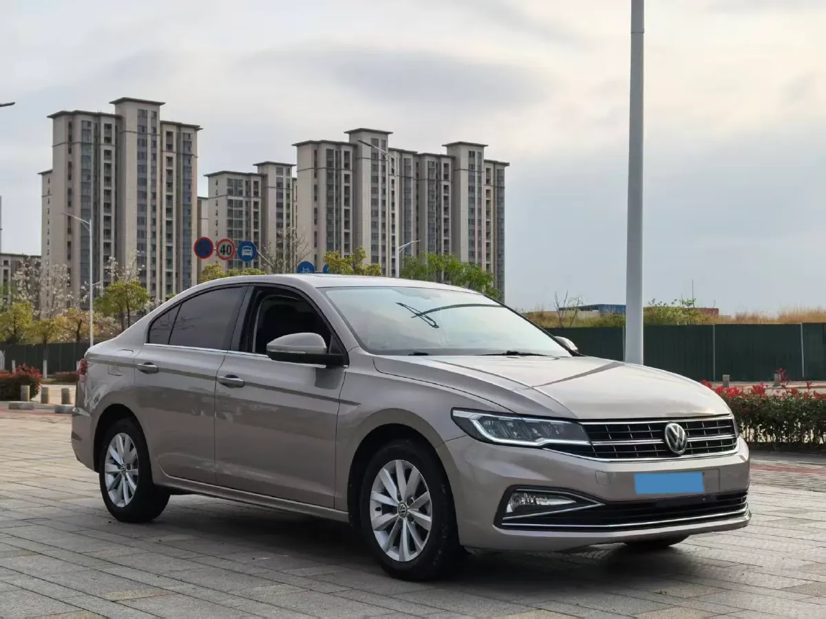 2019 Volkswagen Golf Sportsvan 1.6L 110HP L4 6AT,autocango,china used car exporter,china ev exporter,chinese used car exporter,chinese used ev exporter