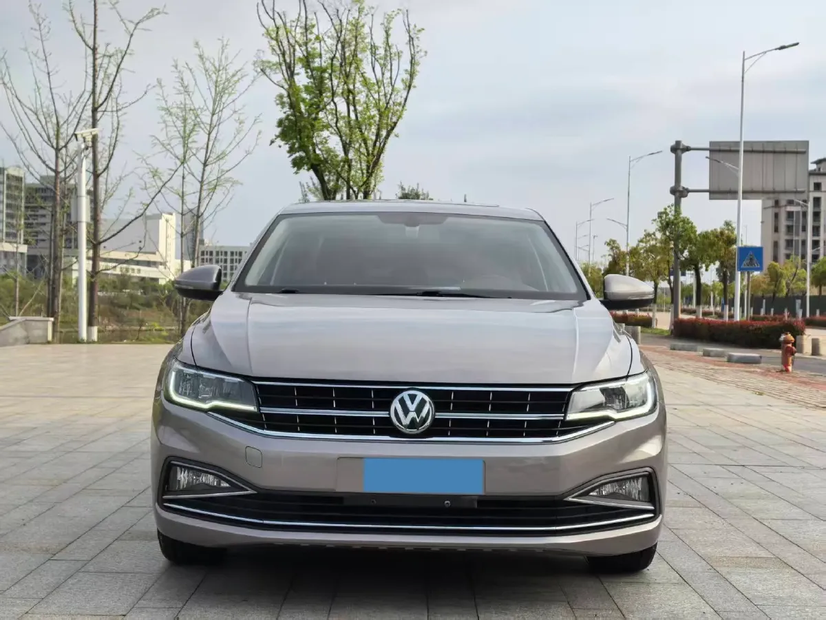 2019 Volkswagen Golf Sportsvan 1.6L 110HP L4 6AT,autocango,china used car exporter,china ev exporter,chinese used car exporter,chinese used ev exporter