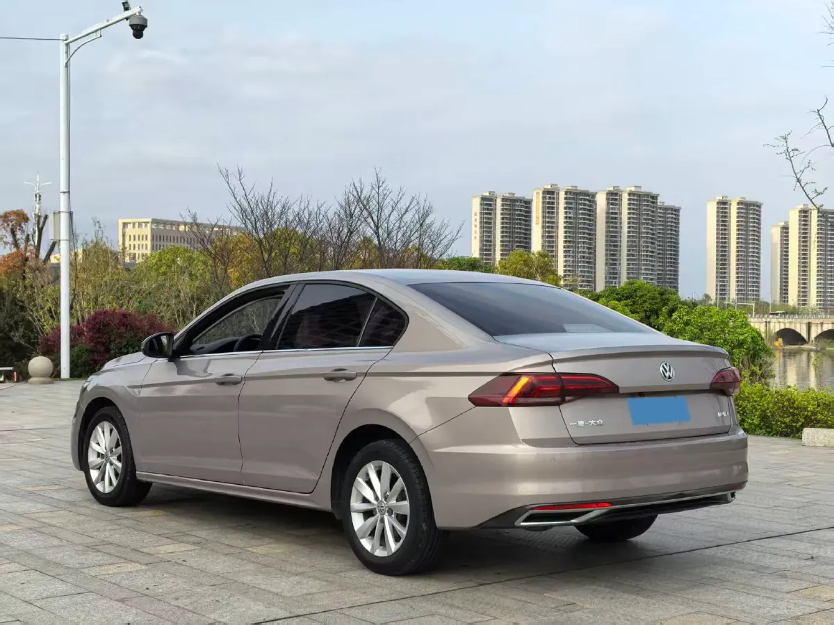 2019 Volkswagen Golf Sportsvan 1.6L 110HP L4 6AT,autocango,china used car exporter,china ev exporter,chinese used car exporter,chinese used ev exporter