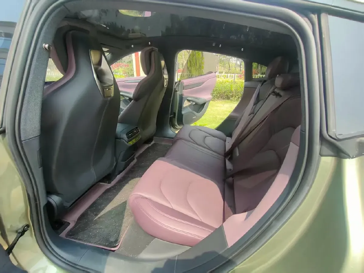 2024 MI SU7 BEV 94.3KWH,autocango,china used car exporter,china ev exporter,chinese used car exporter,chinese used ev exporter