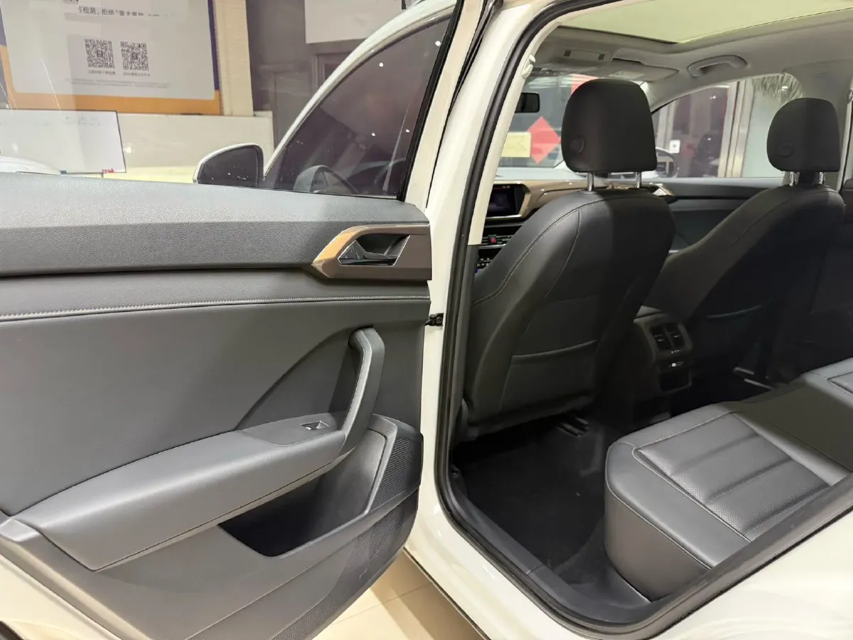 2022 Volkswagen Tharu 1.4T 150HP L4 7DCT,autocango,china used car exporter,china ev exporter,chinese used car exporter,chinese used ev exporter