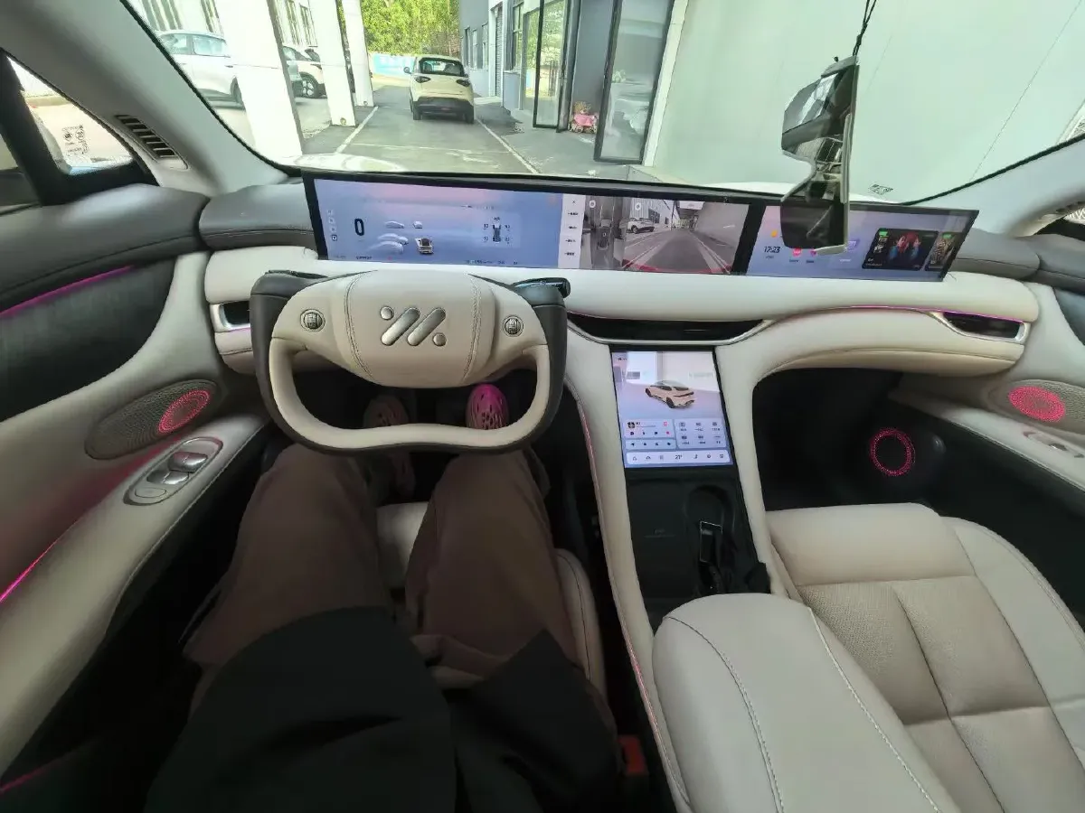 2023 IM LS6 BEV 90KWH,autocango,china used car exporter,china ev exporter,chinese used car exporter,chinese used ev exporter