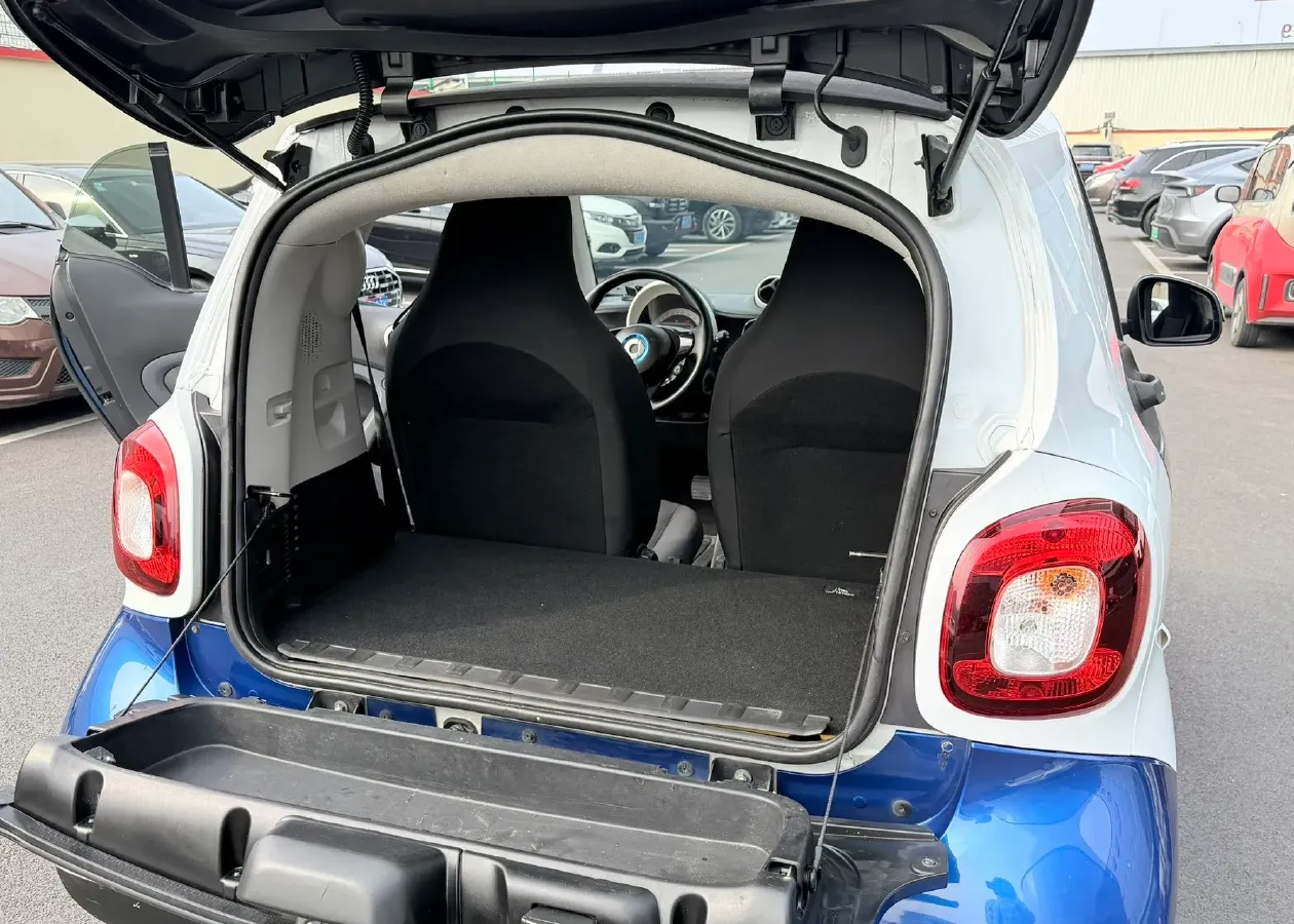 2018 HuangHai JiaoLong 2.4L 143HP L4 5AT,autocango,china used car exporter,china ev exporter,chinese used car exporter,chinese used ev exporter