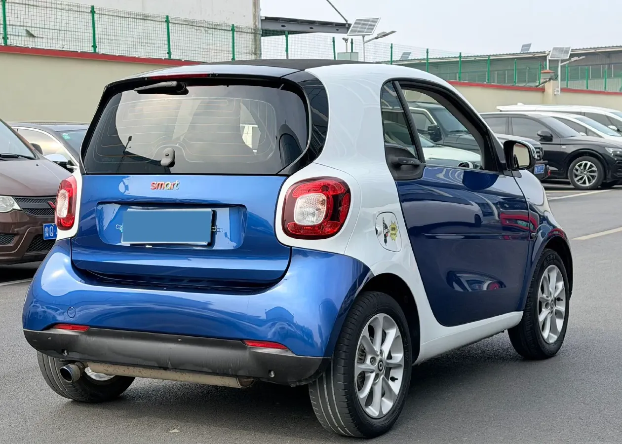 2018 HuangHai JiaoLong 2.4L 143HP L4 5AT,autocango,china used car exporter,china ev exporter,chinese used car exporter,chinese used ev exporter