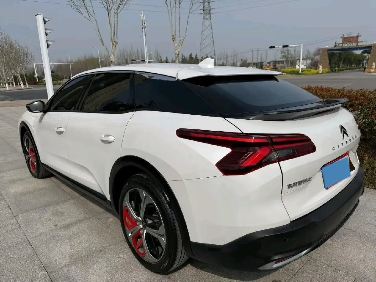 2021 Citroen C5 X 1.6T 175HP L4 8AT,autocango,china used car exporter,china ev exporter,chinese used car exporter,chinese used ev exporter