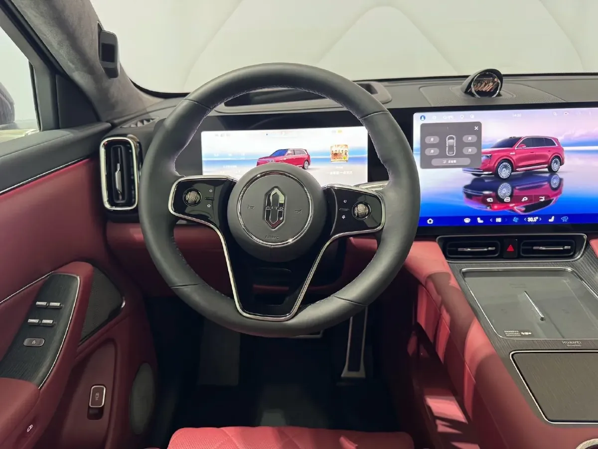 2025 AITO AITO M8 REEV 160HP REEV 53.4KWH,autocango,china used car exporter,china ev exporter,chinese used car exporter,chinese used ev exporter