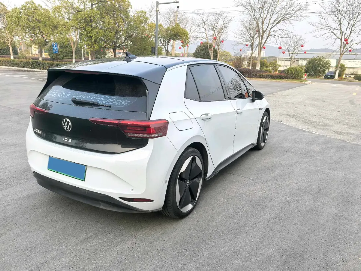 2022 Volkswagen ID.3 BEV 57.3KWH,autocango,china used car exporter,china ev exporter,chinese used car exporter,chinese used ev exporter