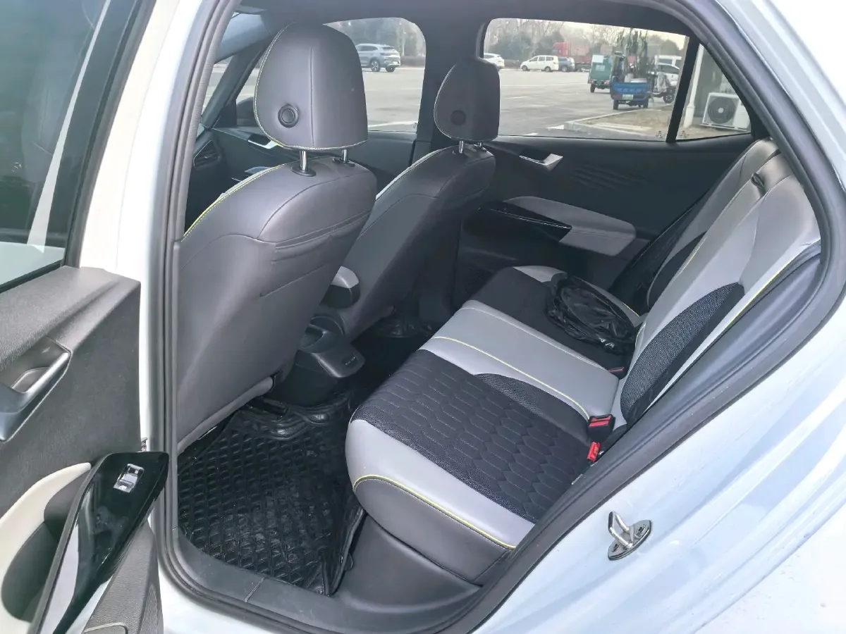 2022 Volkswagen ID.3 BEV 57.3KWH,autocango,china used car exporter,china ev exporter,chinese used car exporter,chinese used ev exporter