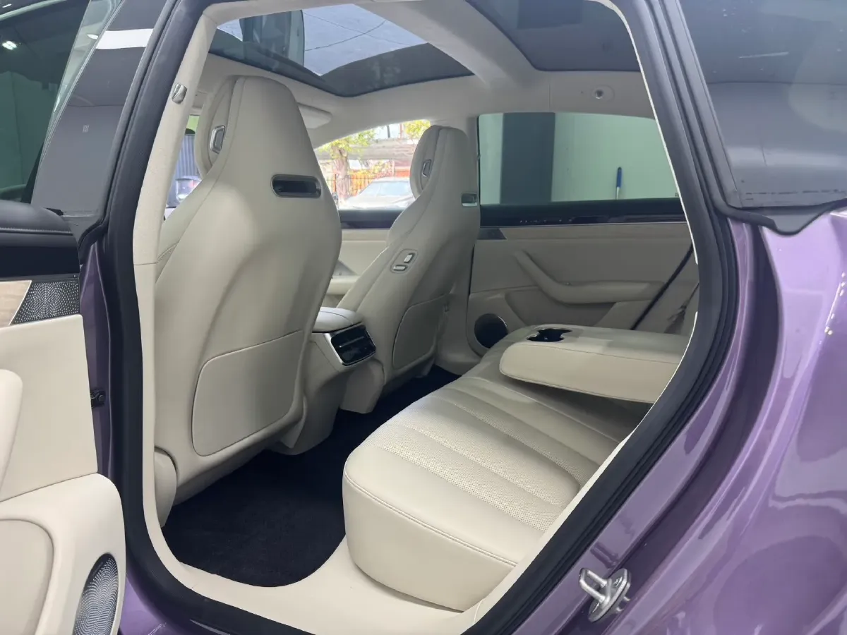 2025 Luxeed S7 BEV 100KWH,autocango,china used car exporter,china ev exporter,chinese used car exporter,chinese used ev exporter