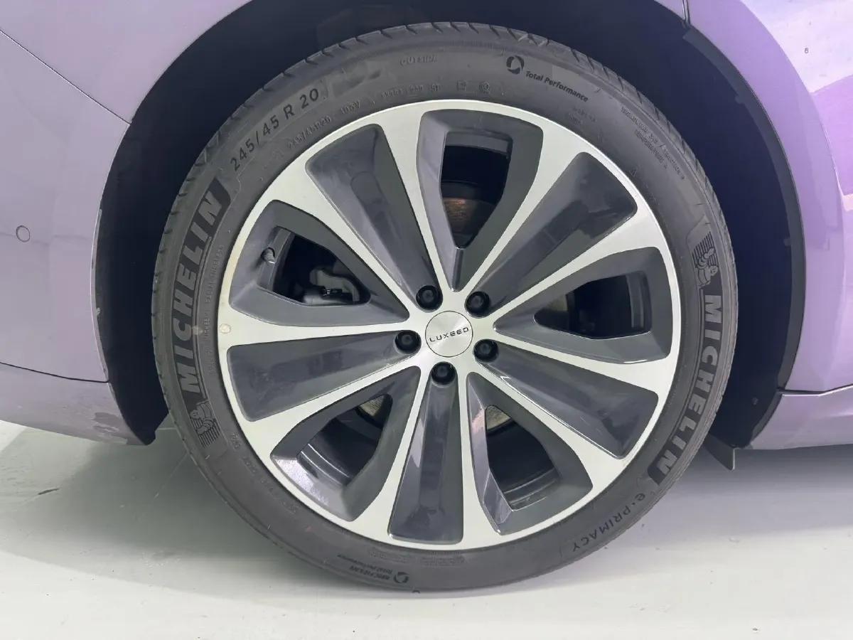 2025 Luxeed S7 BEV 100KWH,autocango,china used car exporter,china ev exporter,chinese used car exporter,chinese used ev exporter