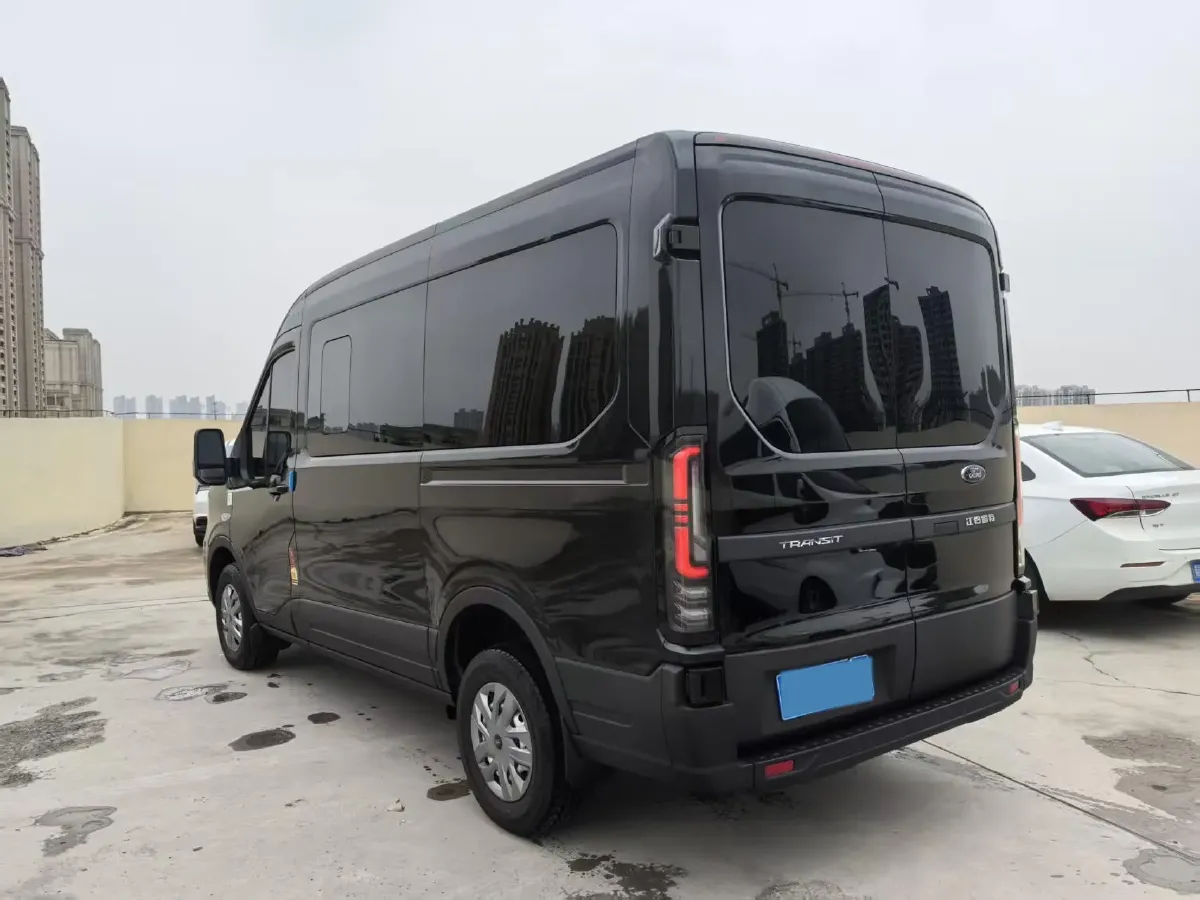 2024 Ford TransitT8 2.3T 174HP L4 8AT,autocango,china used car exporter,china ev exporter,chinese used car exporter,chinese used ev exporter