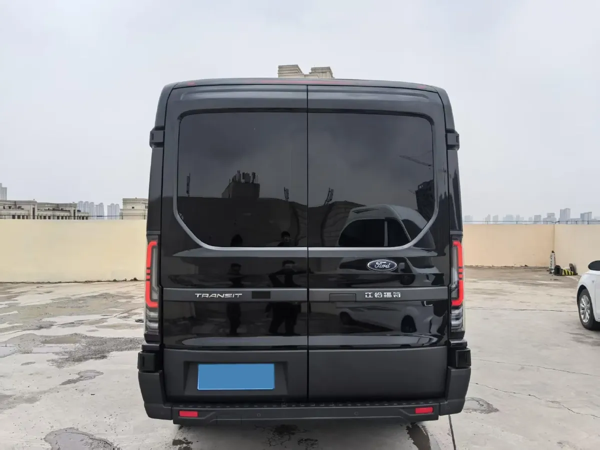 2024 Ford TransitT8 2.3T 174HP L4 8AT,autocango,china used car exporter,china ev exporter,chinese used car exporter,chinese used ev exporter