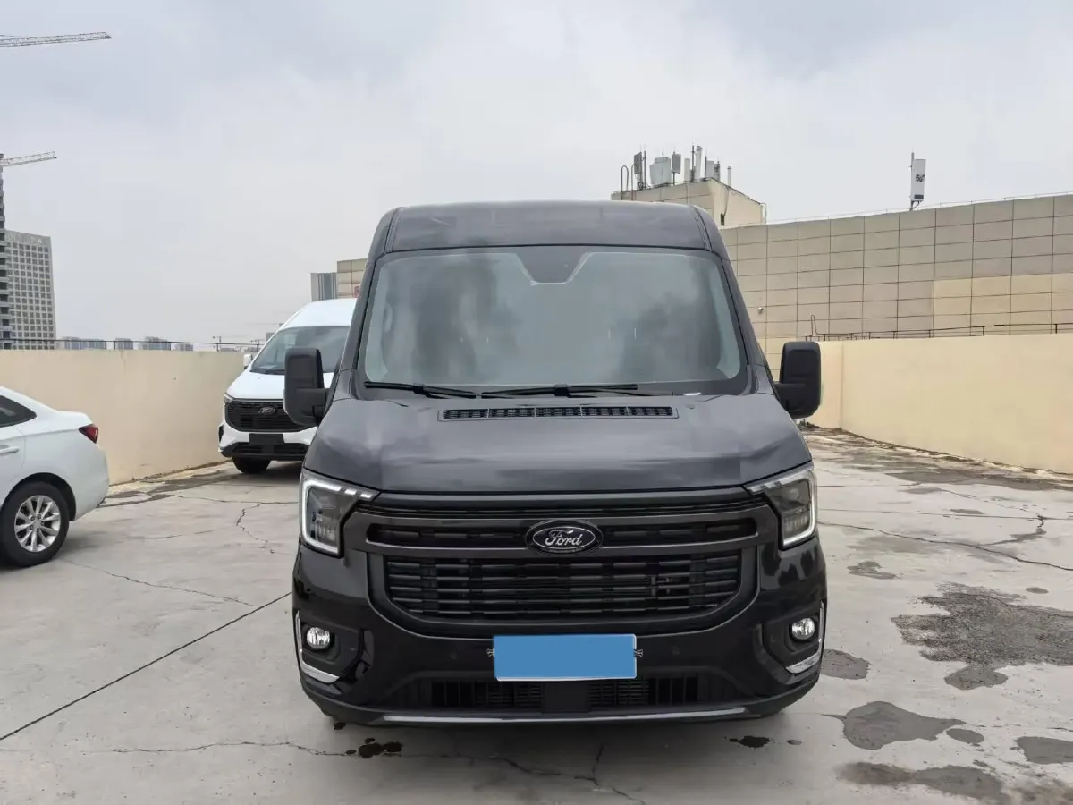 2024 Ford TransitT8 2.3T 174HP L4 8AT,autocango,china used car exporter,china ev exporter,chinese used car exporter,chinese used ev exporter