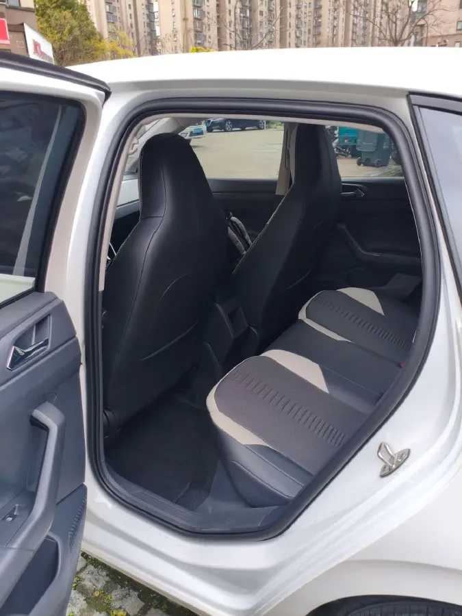 2021 Haval H6 1.5T 169HP L4 7DCT,autocango,china used car exporter,china ev exporter,chinese used car exporter,chinese used ev exporter