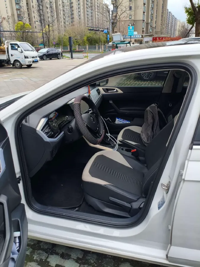 2021 Haval H6 1.5T 169HP L4 7DCT,autocango,china used car exporter,china ev exporter,chinese used car exporter,chinese used ev exporter