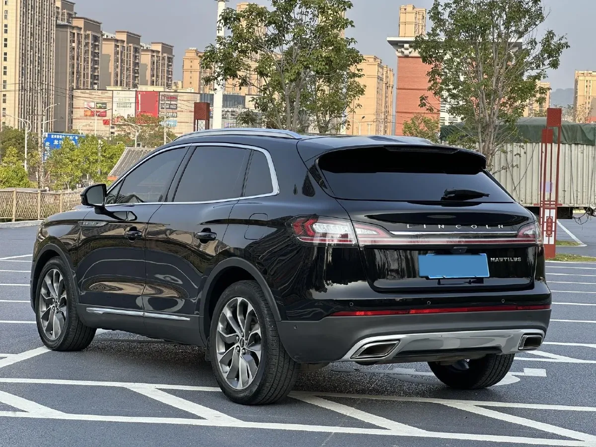 2021 Lincoln Nautilus 2.0T 245HP L4 8AT,autocango,china used car exporter,china ev exporter,chinese used car exporter,chinese used ev exporter