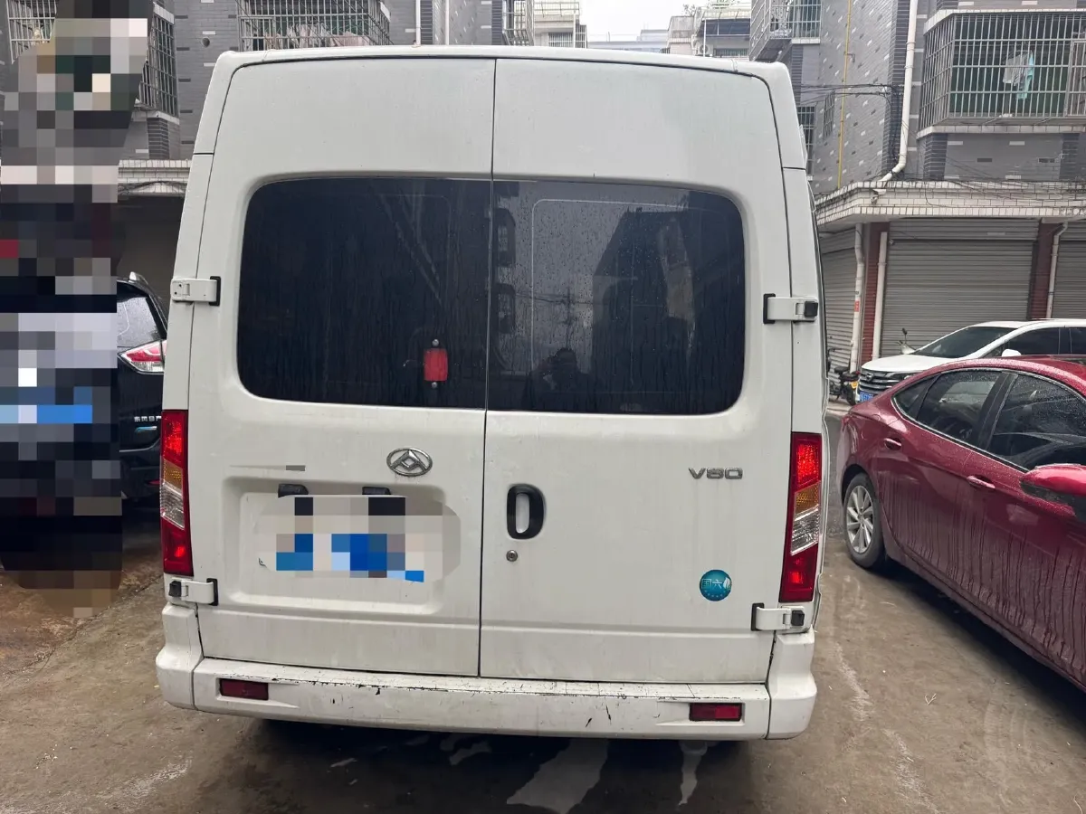 2021 MAXUS XinTu V80 2.0T 127HP L4 6MT,autocango,china used car exporter,china ev exporter,chinese used car exporter,chinese used ev exporter