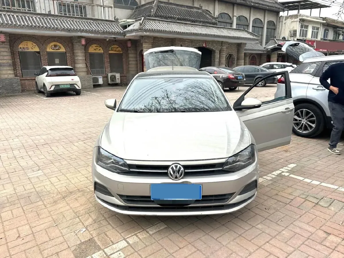 2019 Volkswagen Polo 1.5L 113HP L4 6AT,autocango,china used car exporter,china ev exporter,chinese used car exporter,chinese used ev exporter