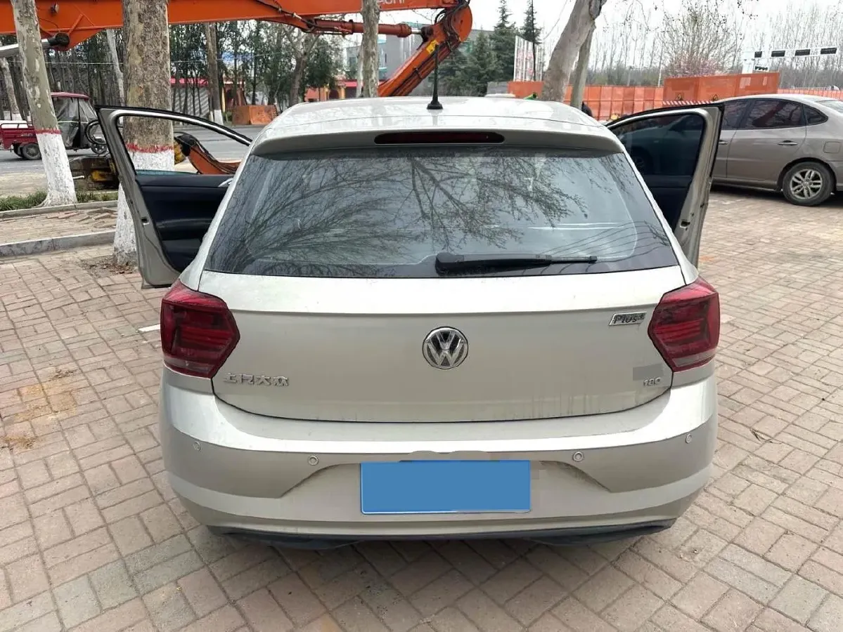 2019 Volkswagen Polo 1.5L 113HP L4 6AT,autocango,china used car exporter,china ev exporter,chinese used car exporter,chinese used ev exporter