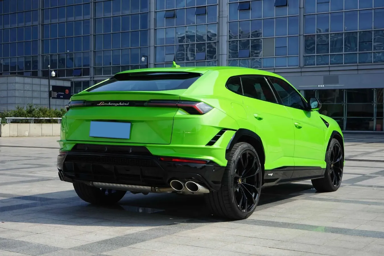 2023 Lamborghini Urus 4.0T 641HP V8 8AT,autocango,china used car exporter,china ev exporter,chinese used car exporter,chinese used ev exporter