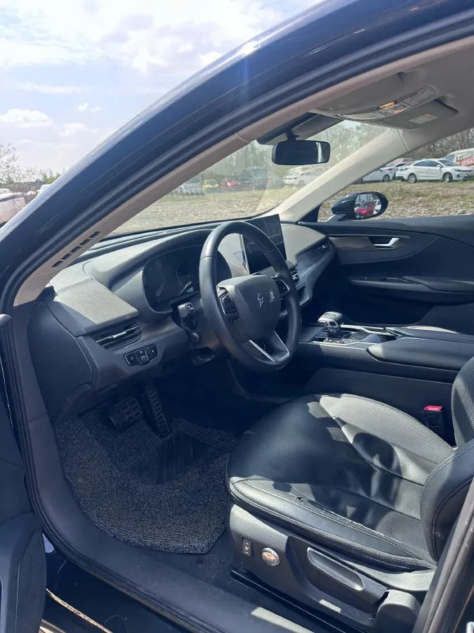 2022 HongQi E-QM5 BEV 56KWH,autocango,china used car exporter,china ev exporter,chinese used car exporter,chinese used ev exporter