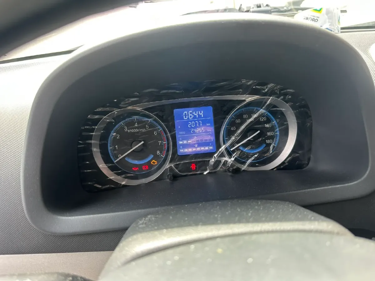 2019 FAW Liberation T90 1.5L 112HP L4 5MT,autocango,china used car exporter,china ev exporter,chinese used car exporter,chinese used ev exporter