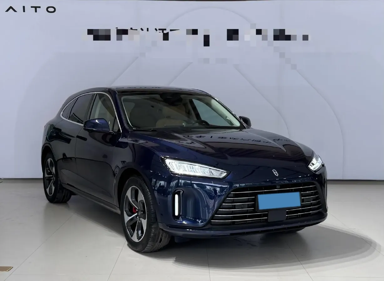 2022 Isuzu Mu-X 2.0T 220HP L4 8AT,autocango,china used car exporter,china ev exporter,chinese used car exporter,chinese used ev exporter