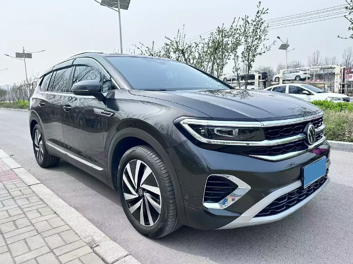 2021 Volkswagen Talagon 2.0T 220HP L4 7DCT,autocango,china used car exporter,china ev exporter,chinese used car exporter,chinese used ev exporter