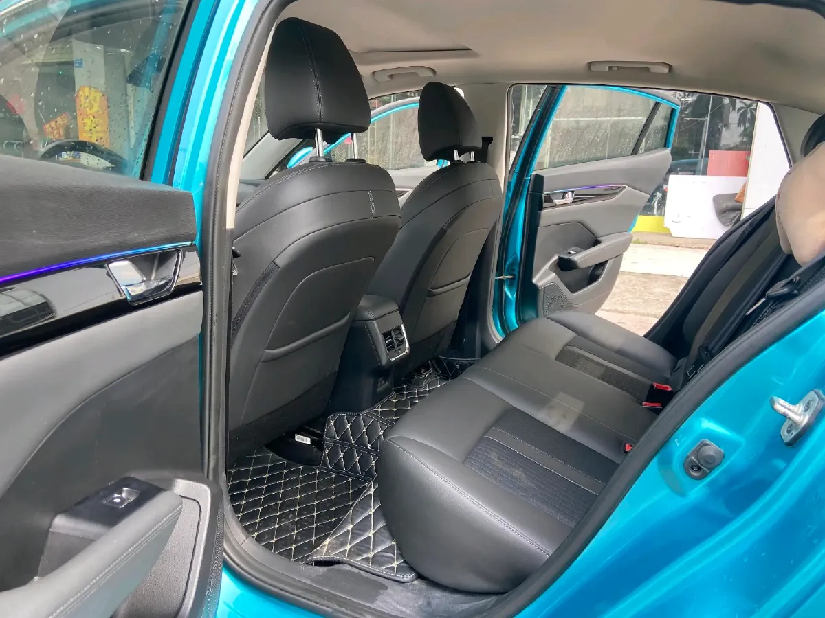 2020 DongFeng Aeolus YiXuan 1.5T 150HP L4 6DCT,autocango,china used car exporter,china ev exporter,chinese used car exporter,chinese used ev exporter