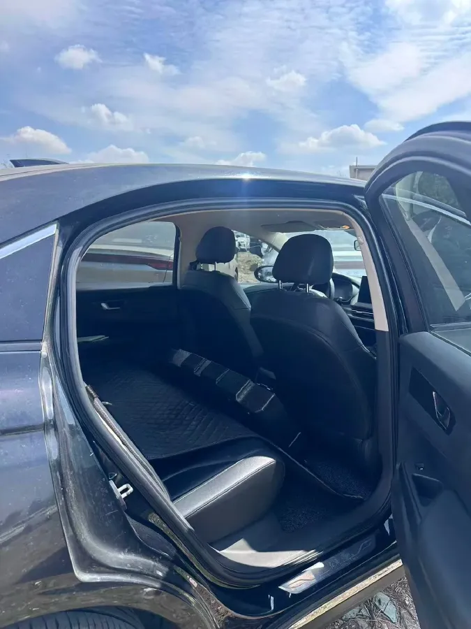 2021 HongQi E-QM5 BEV 54KWH,autocango,china used car exporter,china ev exporter,chinese used car exporter,chinese used ev exporter