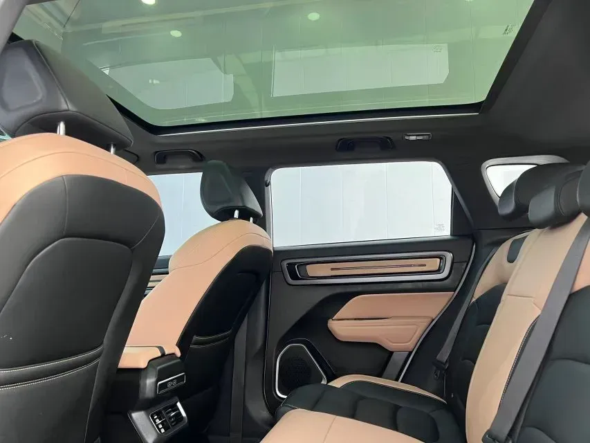 2023 Geely ICON 1.5T 181HP L4 7DCT,autocango,china used car exporter,china ev exporter,chinese used car exporter,chinese used ev exporter