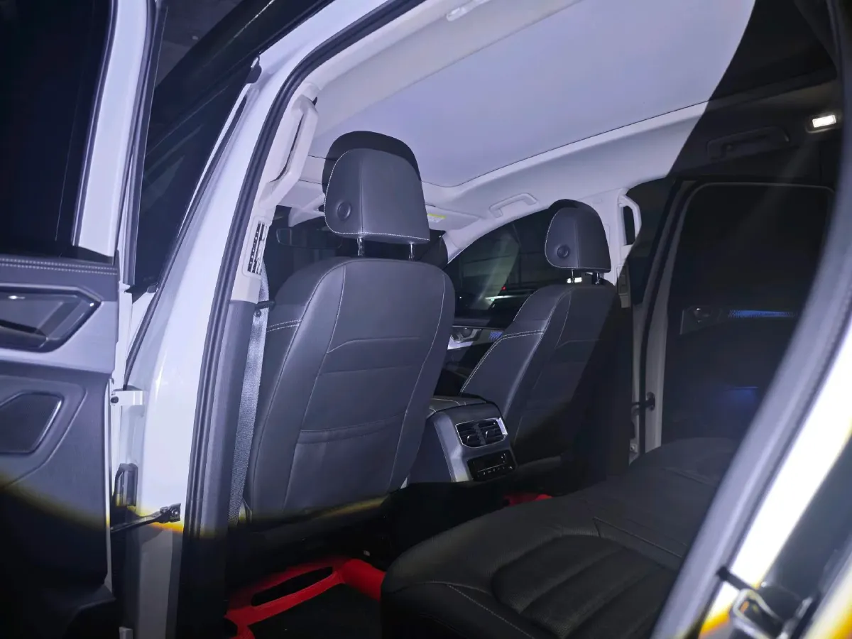 2022 Volkswagen Talagon 2.0T 220HP L4 7DCT,autocango,china used car exporter,china ev exporter,chinese used car exporter,chinese used ev exporter