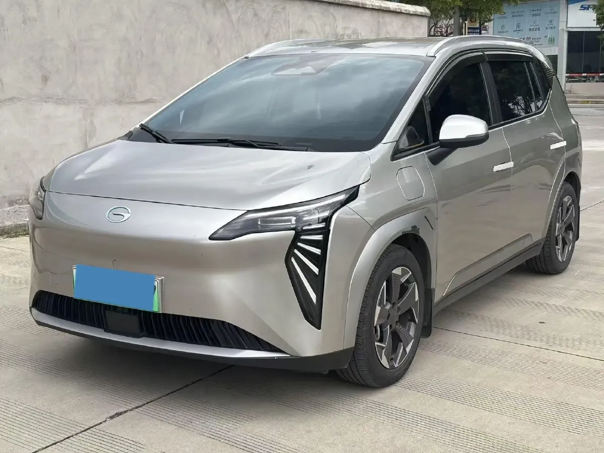 2024 Leapmotor C11 1.5L 95HP L4 REEV 43.74KWH,autocango,china used car exporter,china ev exporter,chinese used car exporter,chinese used ev exporter