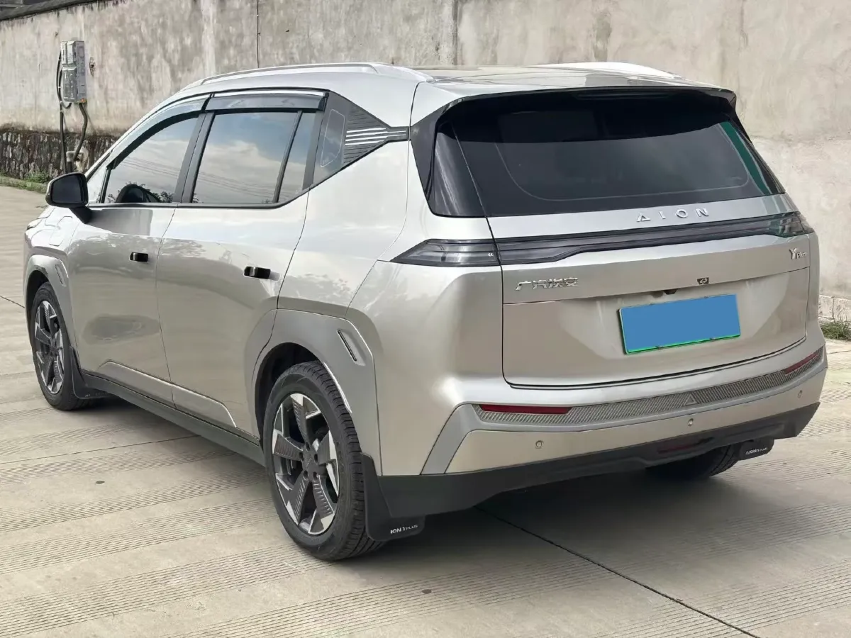 2024 Leapmotor C11 1.5L 95HP L4 REEV 43.74KWH,autocango,china used car exporter,china ev exporter,chinese used car exporter,chinese used ev exporter
