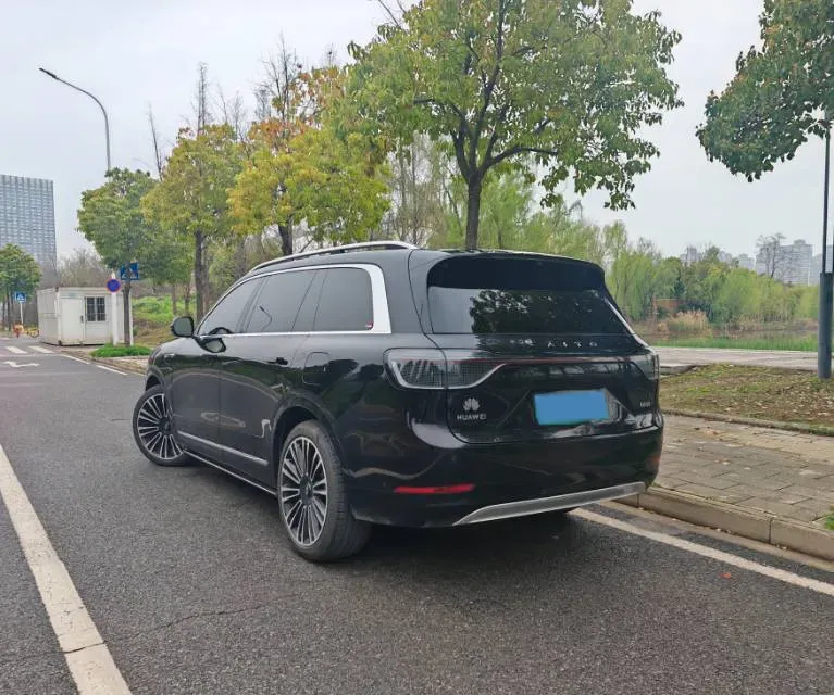 2024 AITO AITO M9 1.5T 152HP L4 REEV 42KWH,autocango,china used car exporter,china ev exporter,chinese used car exporter,chinese used ev exporter