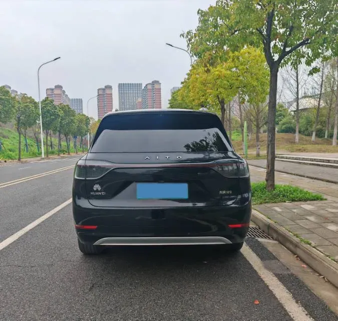 2024 AITO AITO M9 1.5T 152HP L4 REEV 42KWH,autocango,china used car exporter,china ev exporter,chinese used car exporter,chinese used ev exporter
