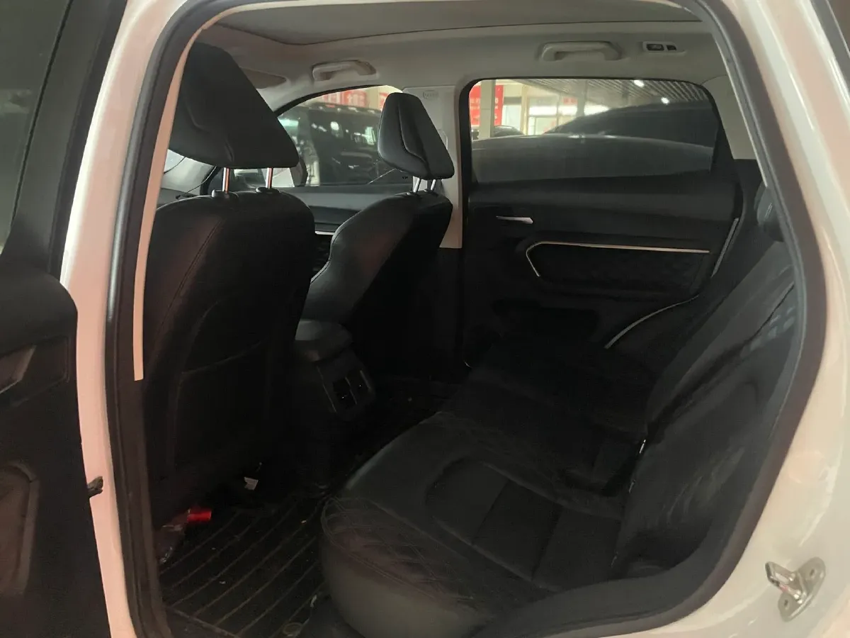 2020 Haval H6 1.5T 169HP L4 7DCT,autocango,china used car exporter,china ev exporter,chinese used car exporter,chinese used ev exporter