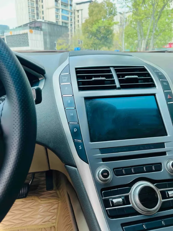 2018 Lincoln MKZ 2.0T 203HP L4 6AT,autocango,china used car exporter,china ev exporter,chinese used car exporter,chinese used ev exporter