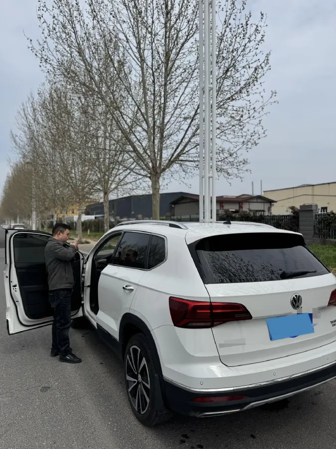 2020 Volkswagen Tharu 2.0T 186HP L4 7DCT,autocango,china used car exporter,china ev exporter,chinese used car exporter,chinese used ev exporter