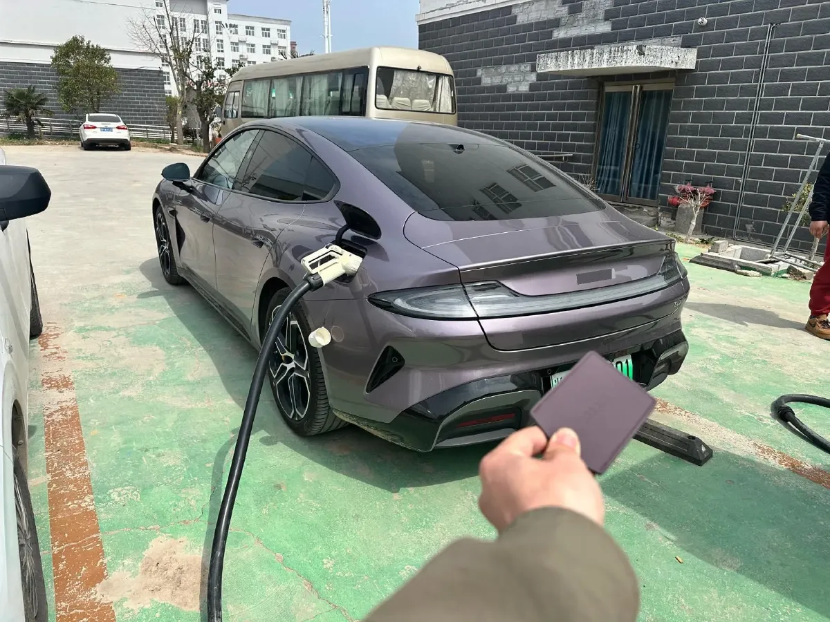 2024 MI SU7 BEV 94.3KWH,autocango,china used car exporter,china ev exporter,chinese used car exporter,chinese used ev exporter