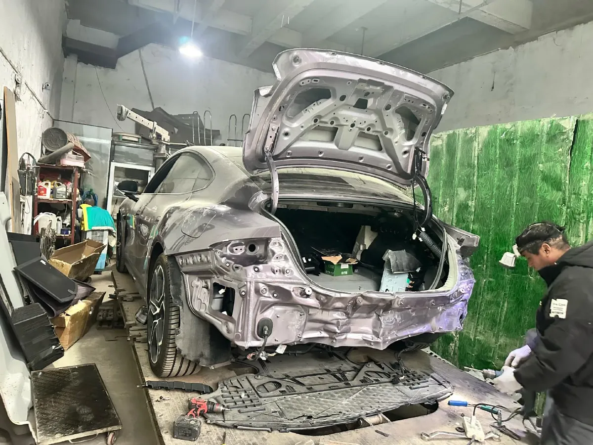 2024 MI SU7 BEV 94.3KWH,autocango,china used car exporter,china ev exporter,chinese used car exporter,chinese used ev exporter