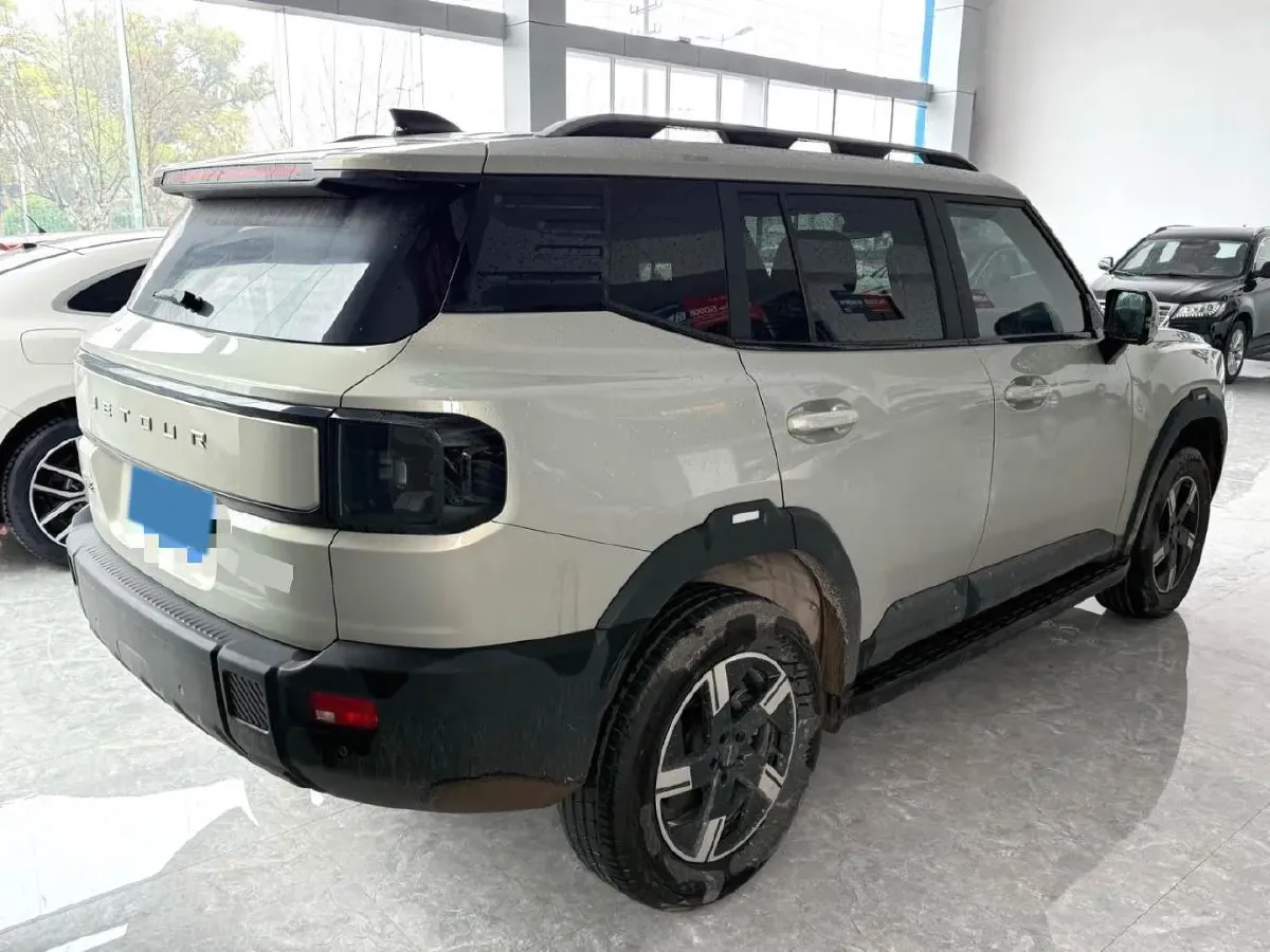 2025 Jetour Traveller 1.5T 184HP L4 7DCT,autocango,china used car exporter,china ev exporter,chinese used car exporter,chinese used ev exporter