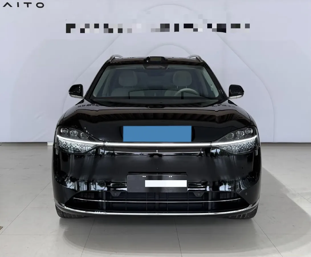 2025 AITO AITO M9 REEV 160HP REEV 52KWH,autocango,china used car exporter,china ev exporter,chinese used car exporter,chinese used ev exporter