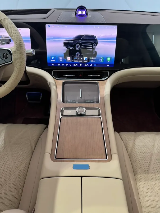 2025 AITO AITO M9 REEV 160HP REEV 52KWH,autocango,china used car exporter,china ev exporter,chinese used car exporter,chinese used ev exporter